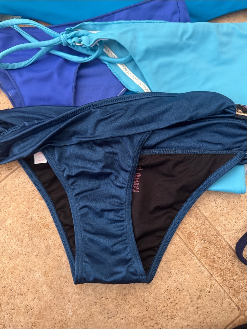 Bikini Bundle - Picture 7 of 9